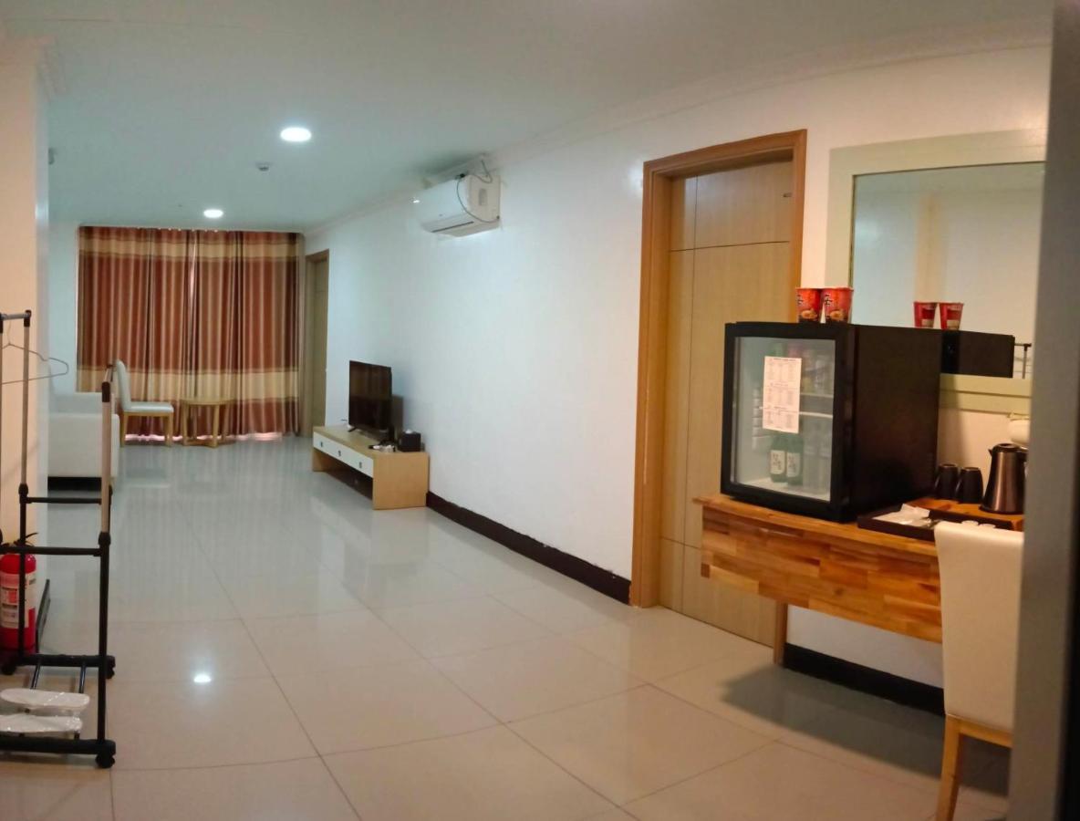 Punta Clark Hotel Clark Field Luaran gambar